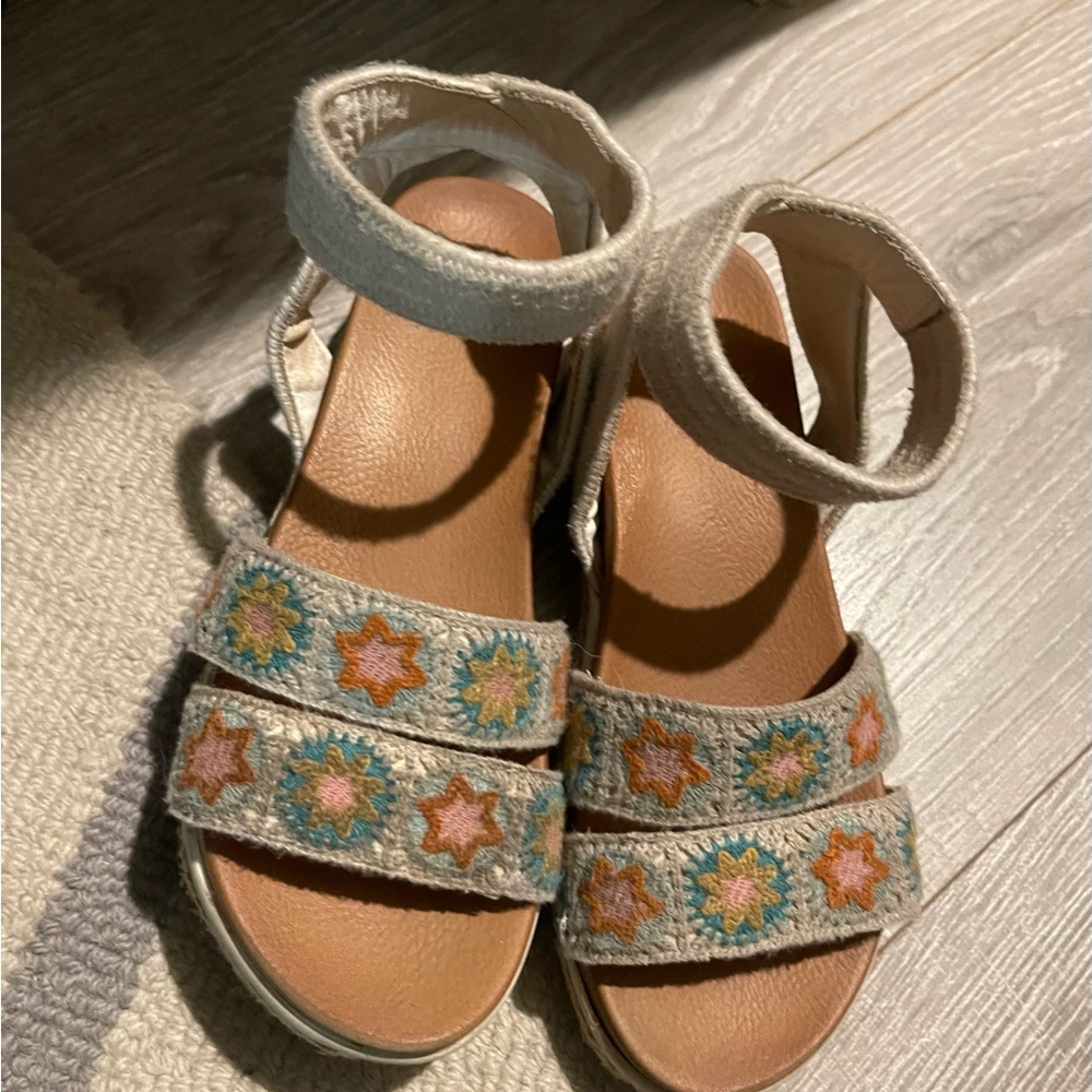 Girls Embroidered Sandals